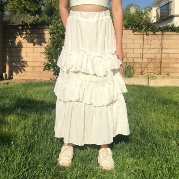 White Frill Layered Skirt - Picture 1 of 4